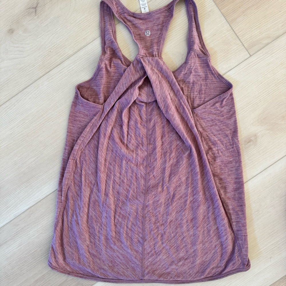Size 4 Lululemon tank